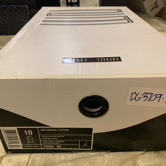 Air jordan 11 concord - Picture 4 of 6